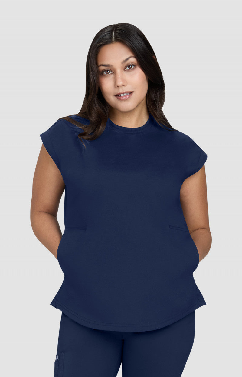 koi Basics Kenley Women’s 2-Pocket Scrub Top