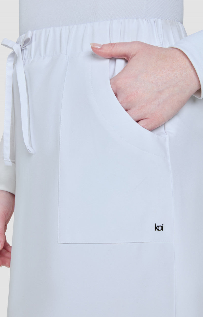 koi Scrubs Essentials Defense Women’s Water Repellent 2-Pocket Skirt