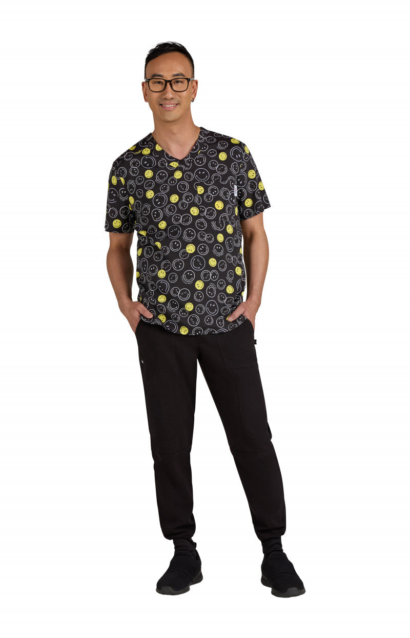 koi | SmileyWorld Confident Men's 1-Pocket Print Scrub Top