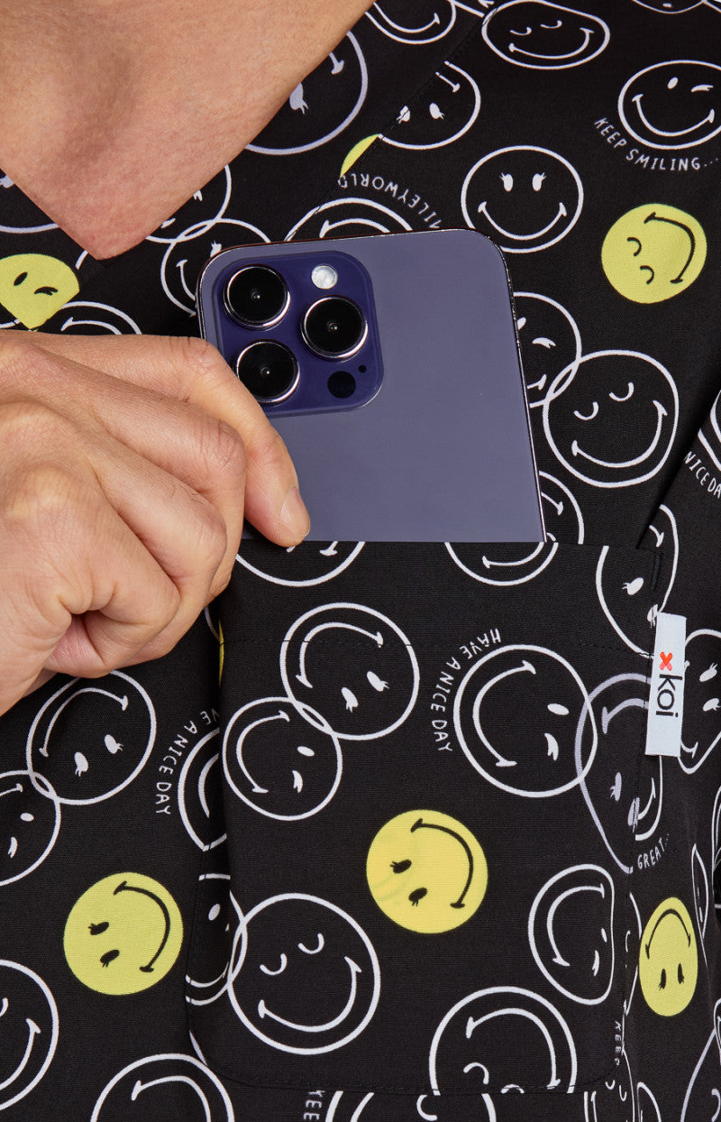 koi | SmileyWorld Confident Men's 1-Pocket Print Scrub Top