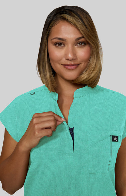 Solis x koi Catrin Women's Top Sea Green