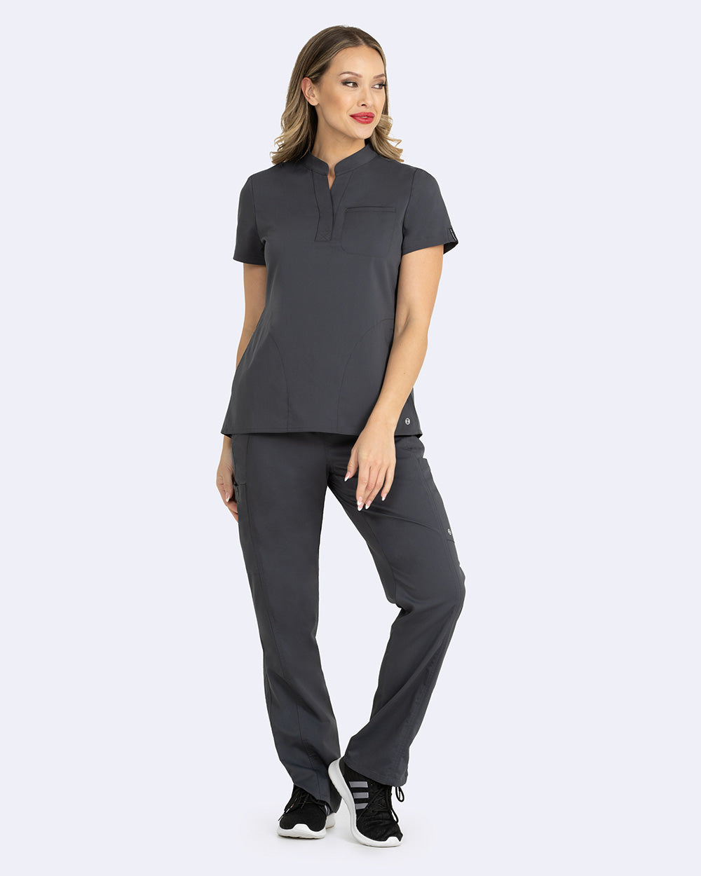 Chelsea by Zavate Zoe Alexandra — ქალის სამედიცინო ფორმის ზედა