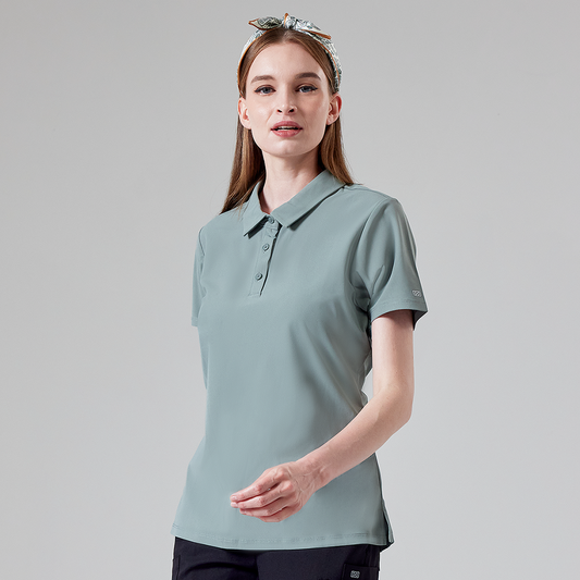 ქალის სამედიცინო ფორმის პოლო 