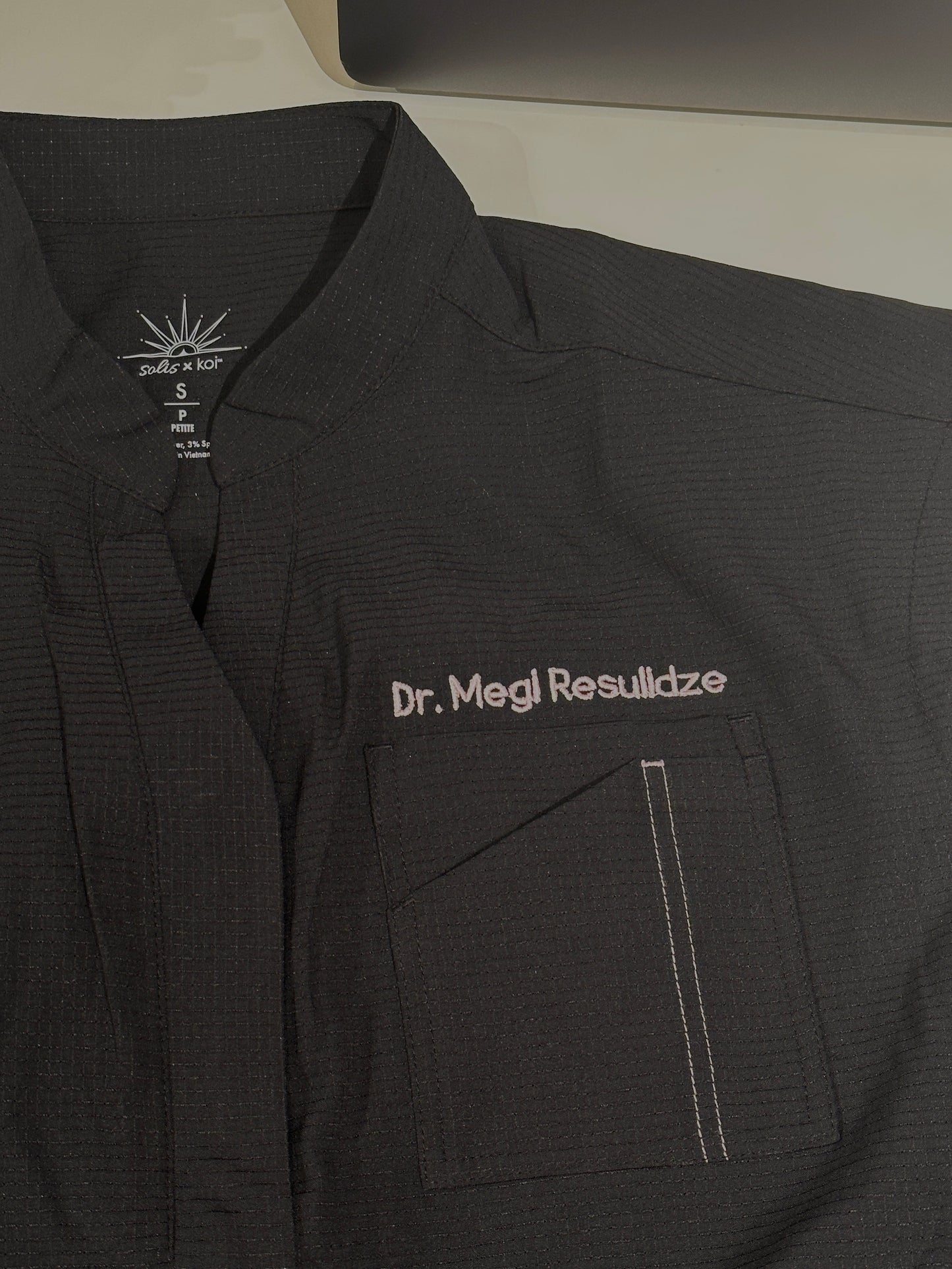 Personalized embroidery in Espresso